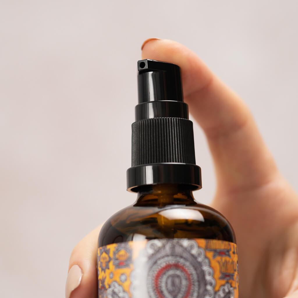 Ashwaro Body Oleator Body Oil iYURA