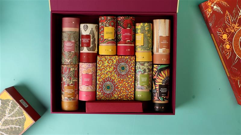 The iYURA Vault - 12 Premium iYURA Oils in a Collector&#39;s Box